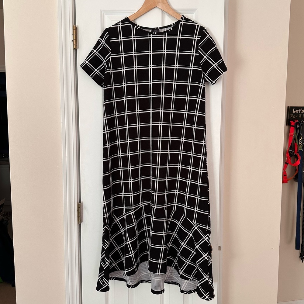 Agnes & Dora Black & White Windowpane Dress Size Large